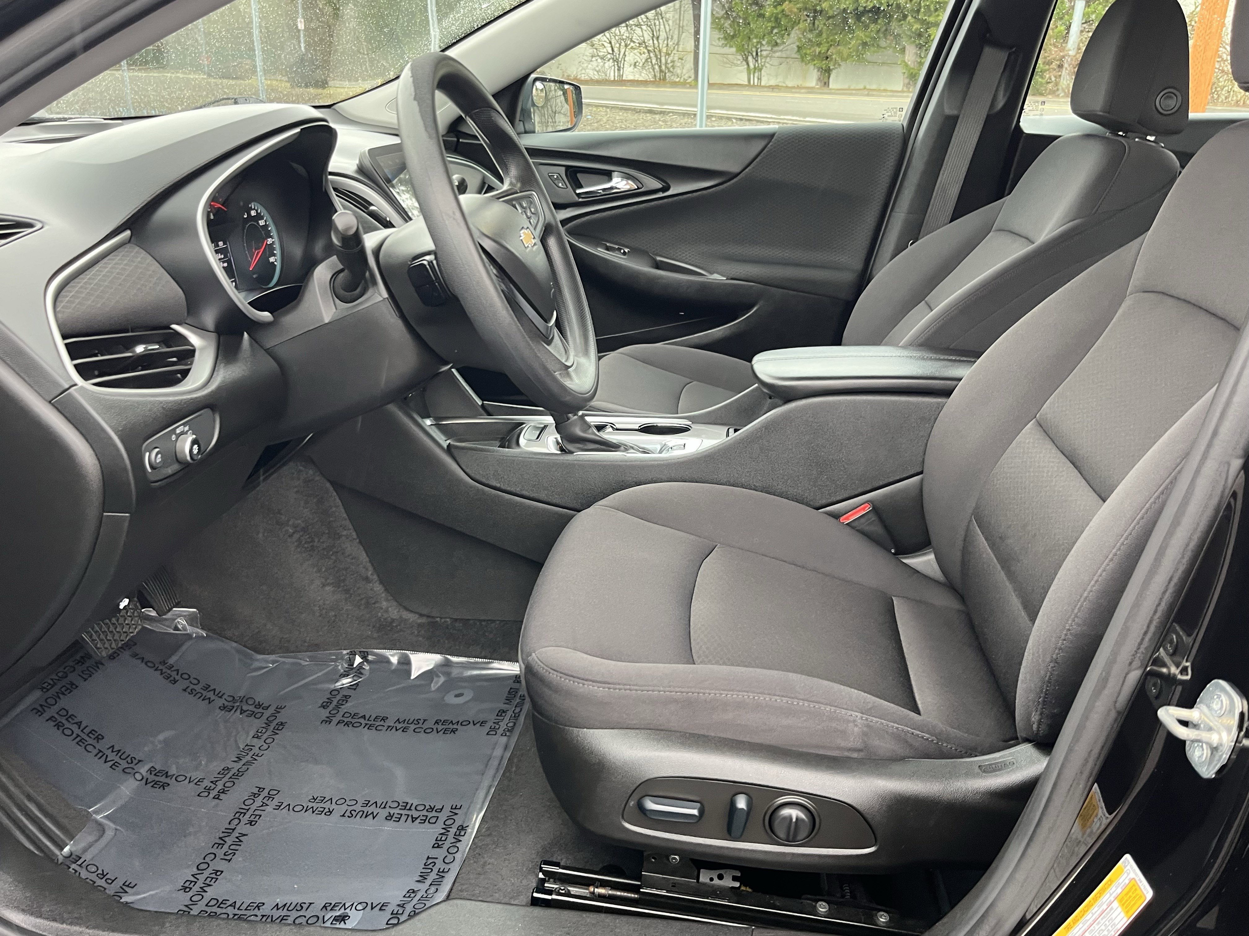Used 2022 Chevrolet Malibu LT FWD image 10