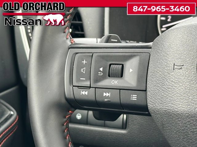 Used 2025 Nissan Rogue SV AWD/4WD image 19