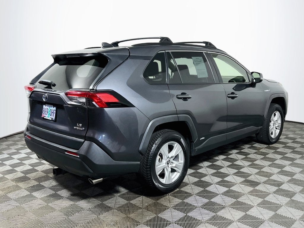 Certified 2020 Toyota RAV4 LE w/ Carpet Mat Package AWD/4WD image 7