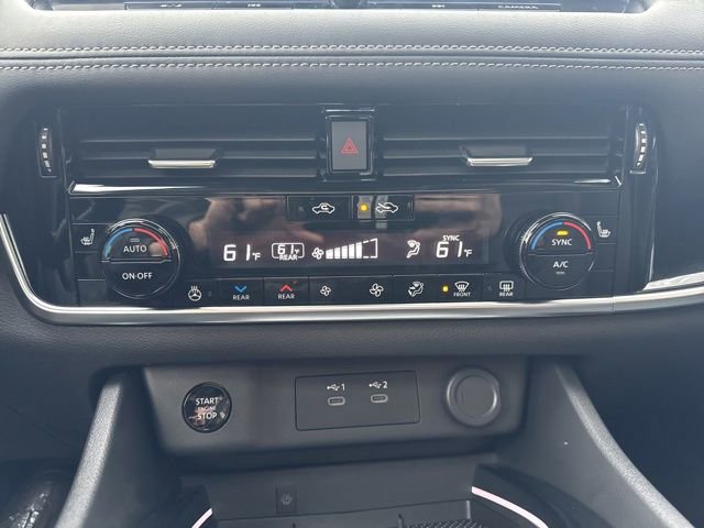 Used 2025 Nissan Rogue SL w/ Tech Package AWD/4WD image 17