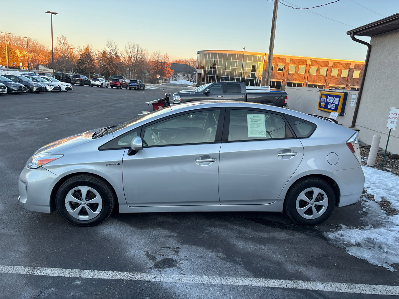 Used 2015 Toyota Prius Four image 6