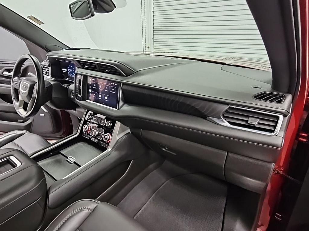Used 2022 GMC Yukon XL Denali image 45