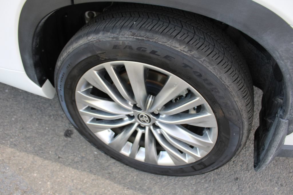 Certified 2026 Toyota Highlander Platinum AWD/4WD image 73