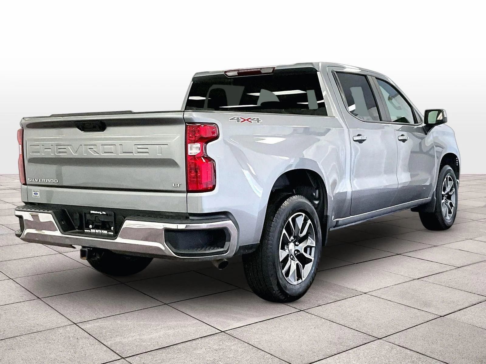 Used 2024 Chevrolet Silverado 1500 LT image 11