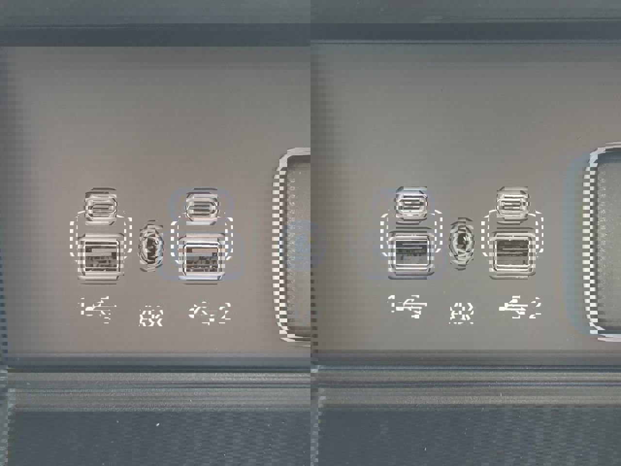 New 2025 Jeep Grand Cherokee Laredo X w/ Luxury Tech Group I image 20