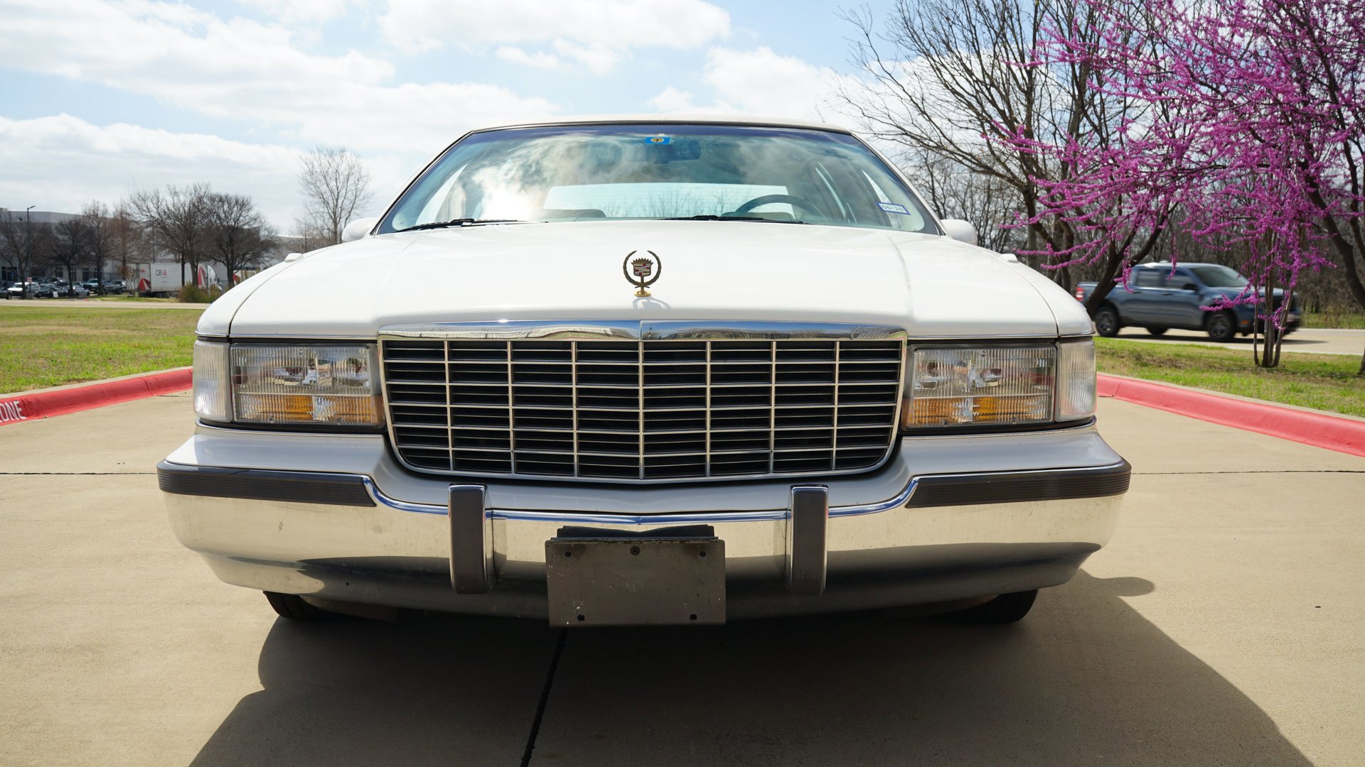 Used 1993 Cadillac Fleetwood Sedan RWD image 24