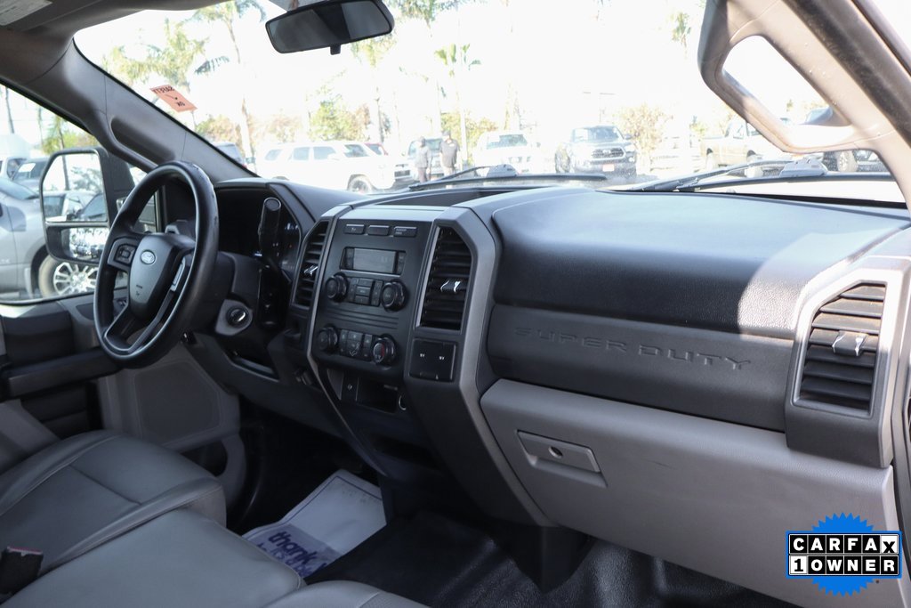 Used 2017 Ford F450 XL w/ Power Equipment Group image 36