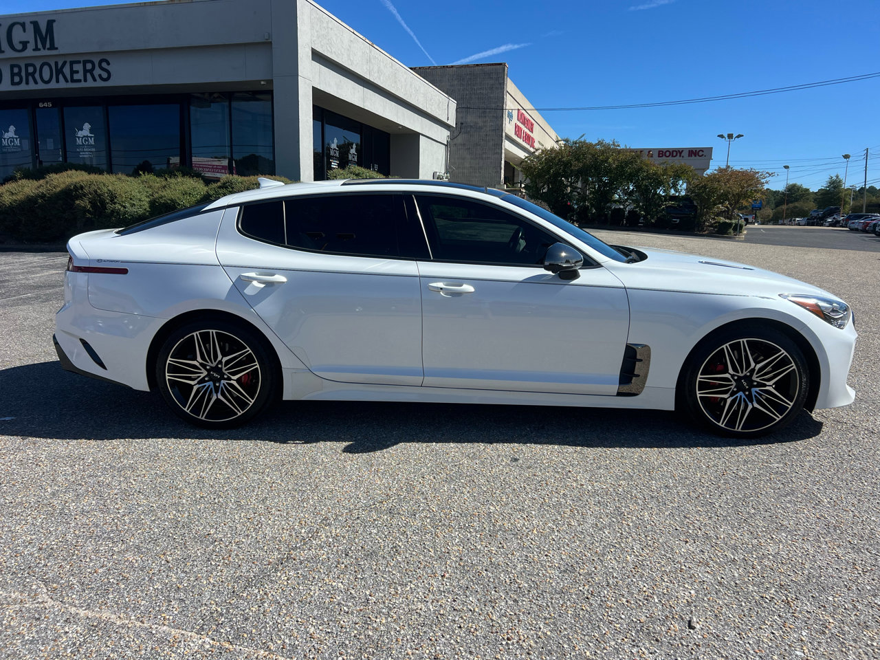 Used 2022 Kia Stinger GT2 image 22
