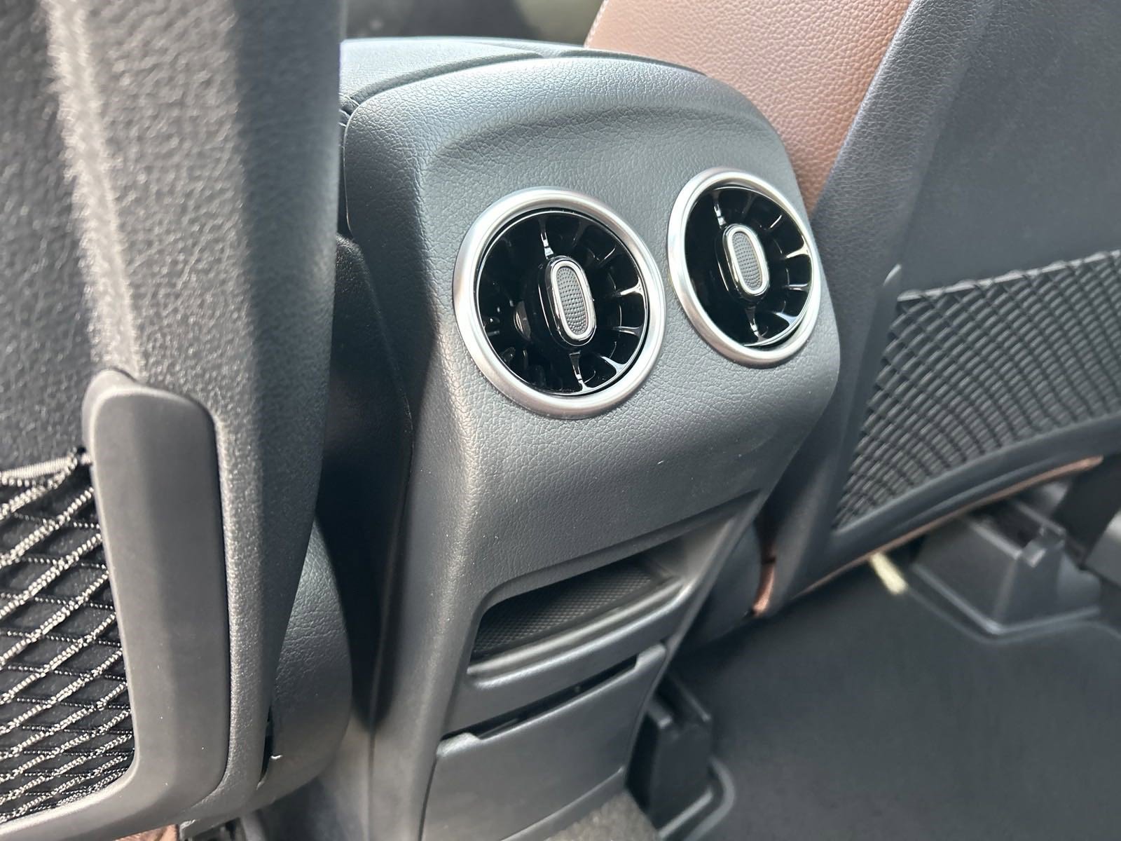 New 2025 Mercedes-Benz GLB 250 4MATIC image 20