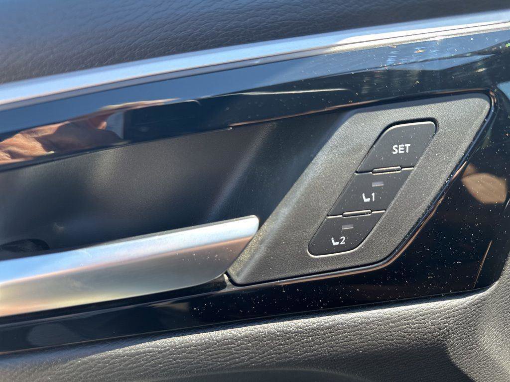 Used 2025 Mitsubishi Outlander SEL AWD/4WD image 20