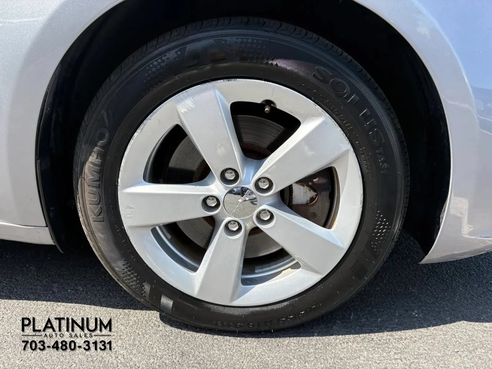 Used 2015 Dodge Dart SXT FWD image 23