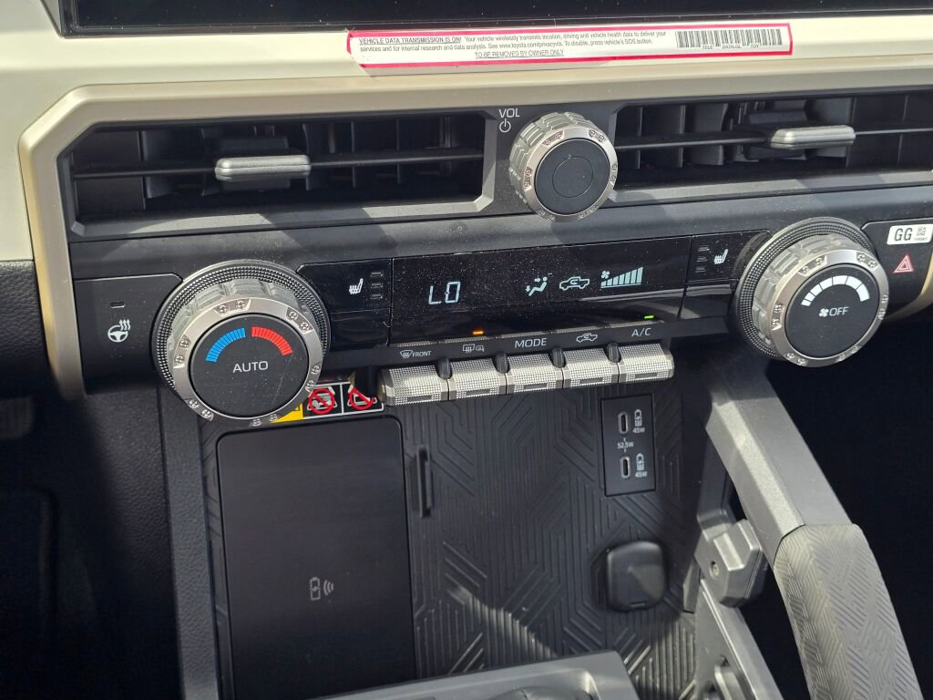 Used 2024 Toyota Tacoma TRD Off-Road image 37