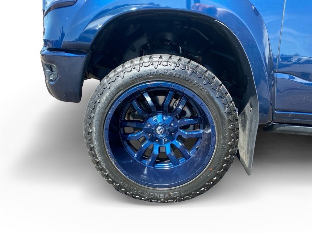 Used 2020 RAM 1500 Longhorn AWD/4WD image 11