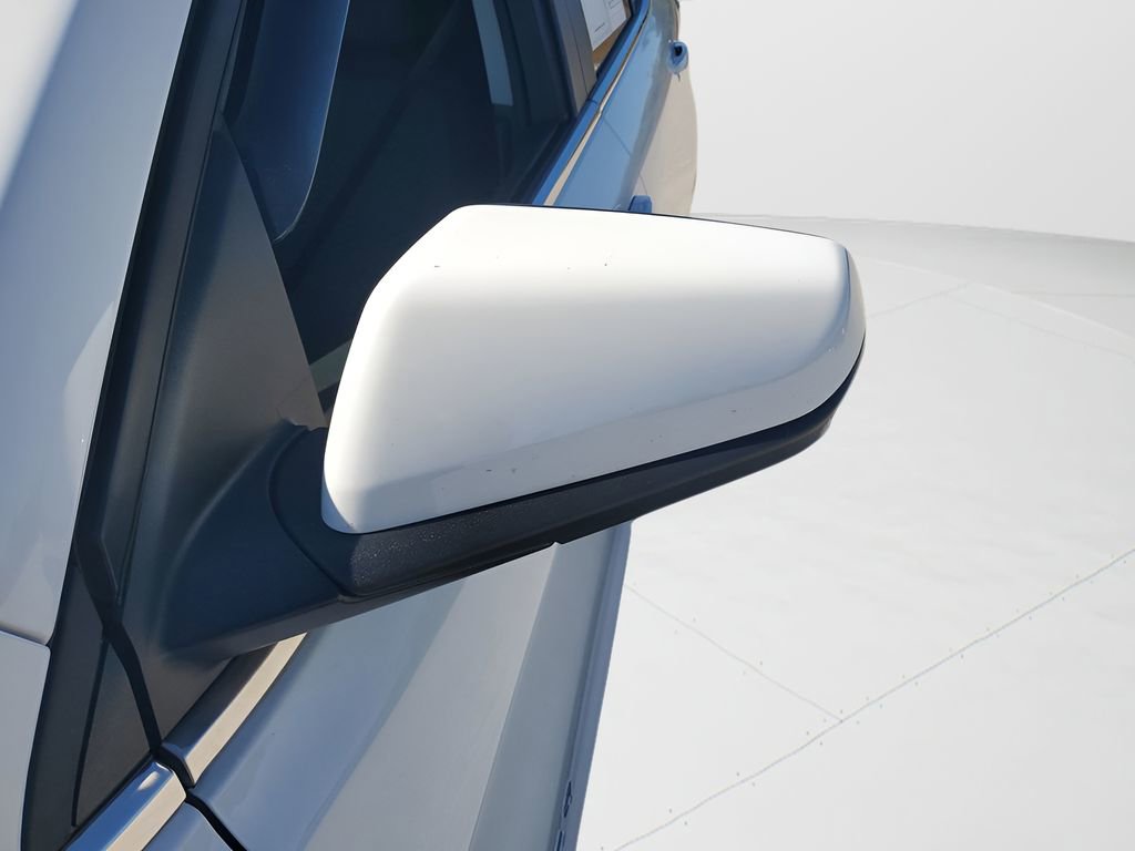 Used 2023 Chevrolet Equinox LT image 21