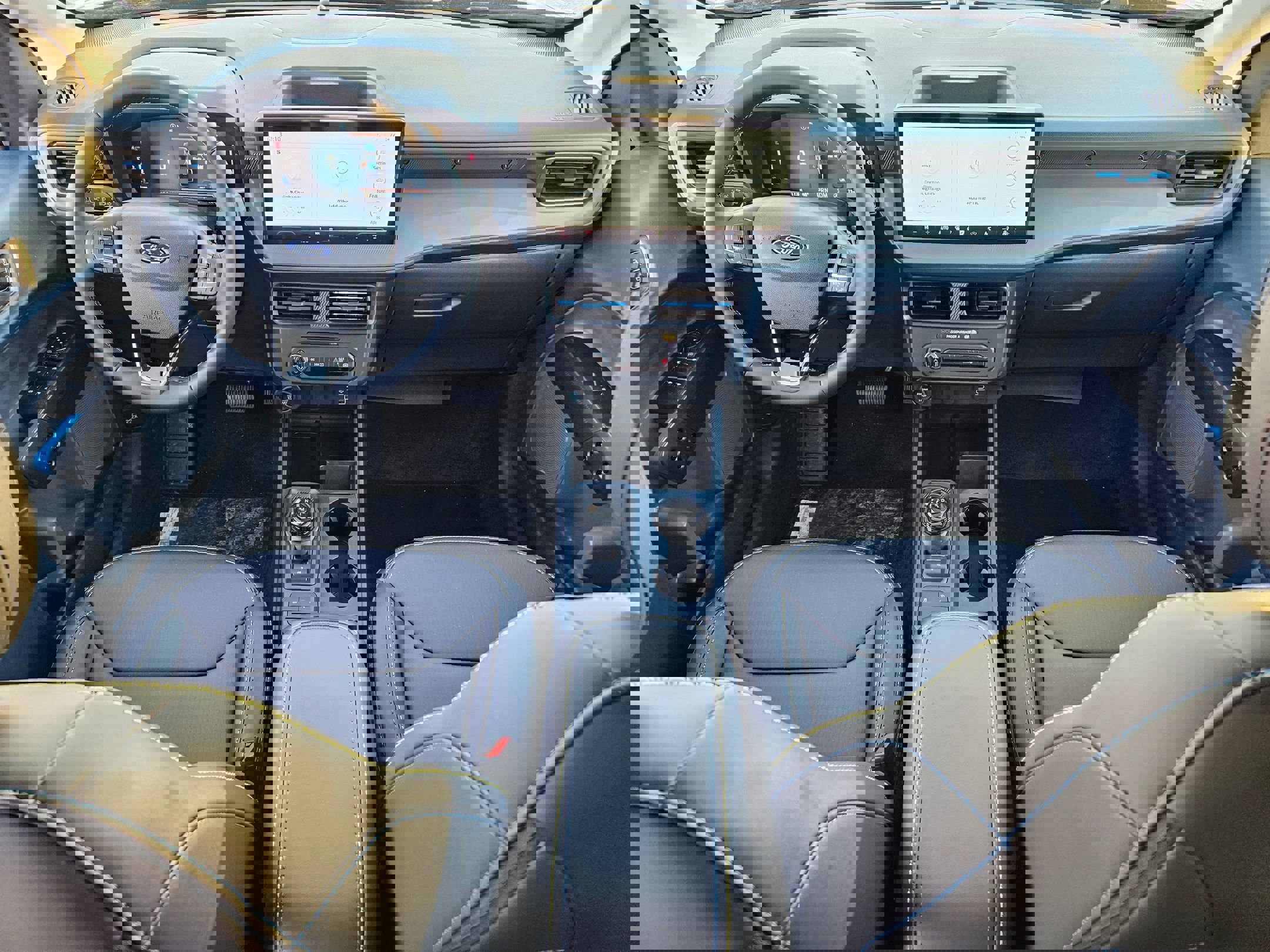 New 2026 Ford Maverick Lobo image 13