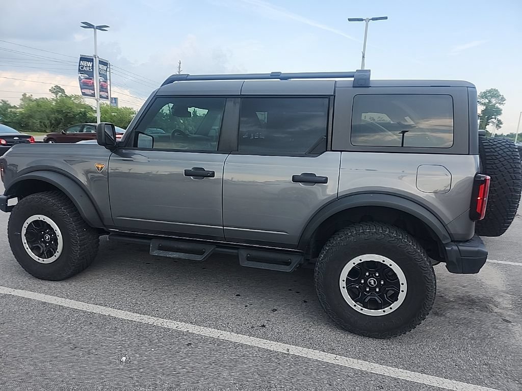 Used 2023 Ford Bronco Badlands w/ Sasquatch Package AWD/4WD image 16
