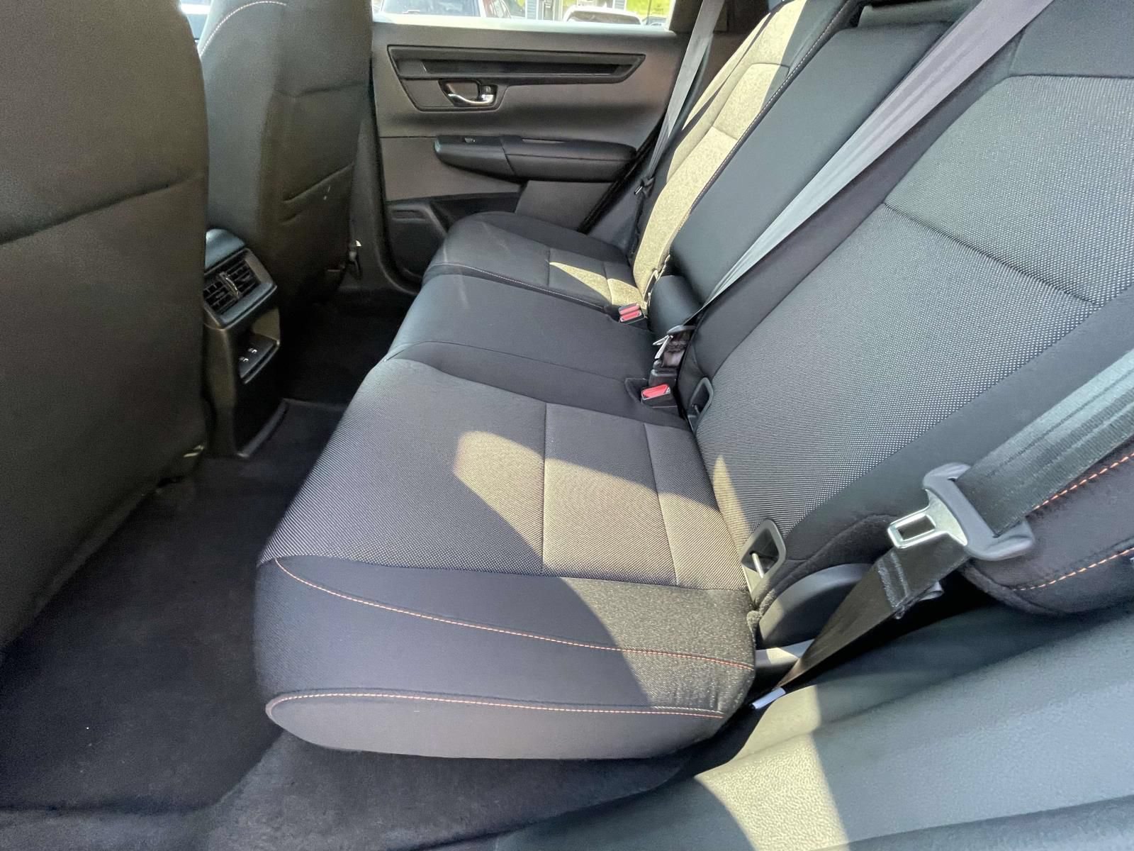 Used 2025 Honda CR-V Sport image 9
