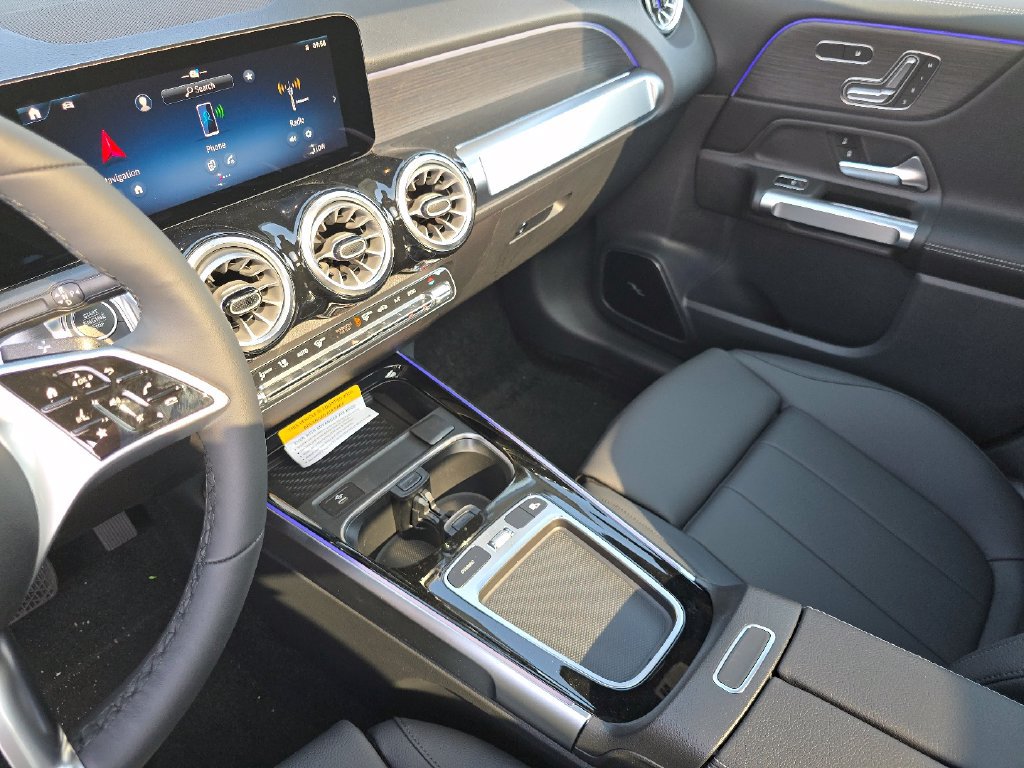 New 2026 Mercedes-Benz GLB 250 4MATIC image 28