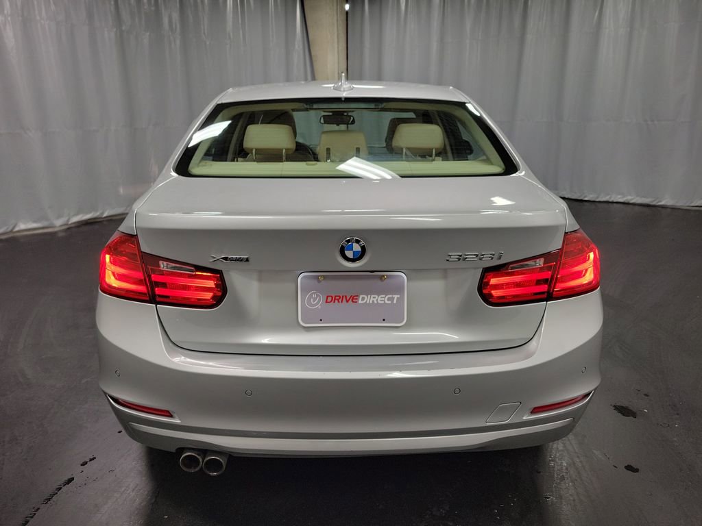 Used 2015 BMW 328i xDrive Sedan w/ Premium Package image 8