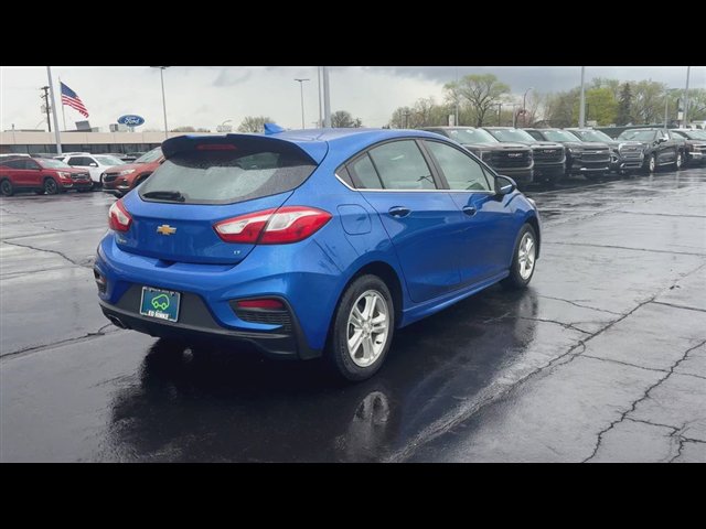 Certified 2018 Chevrolet Cruze LT w/ Convenience Package FWD image 8