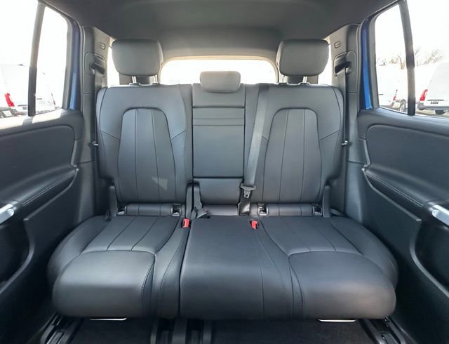 Used 2024 Mercedes-Benz GLB 250 4MATIC image 17