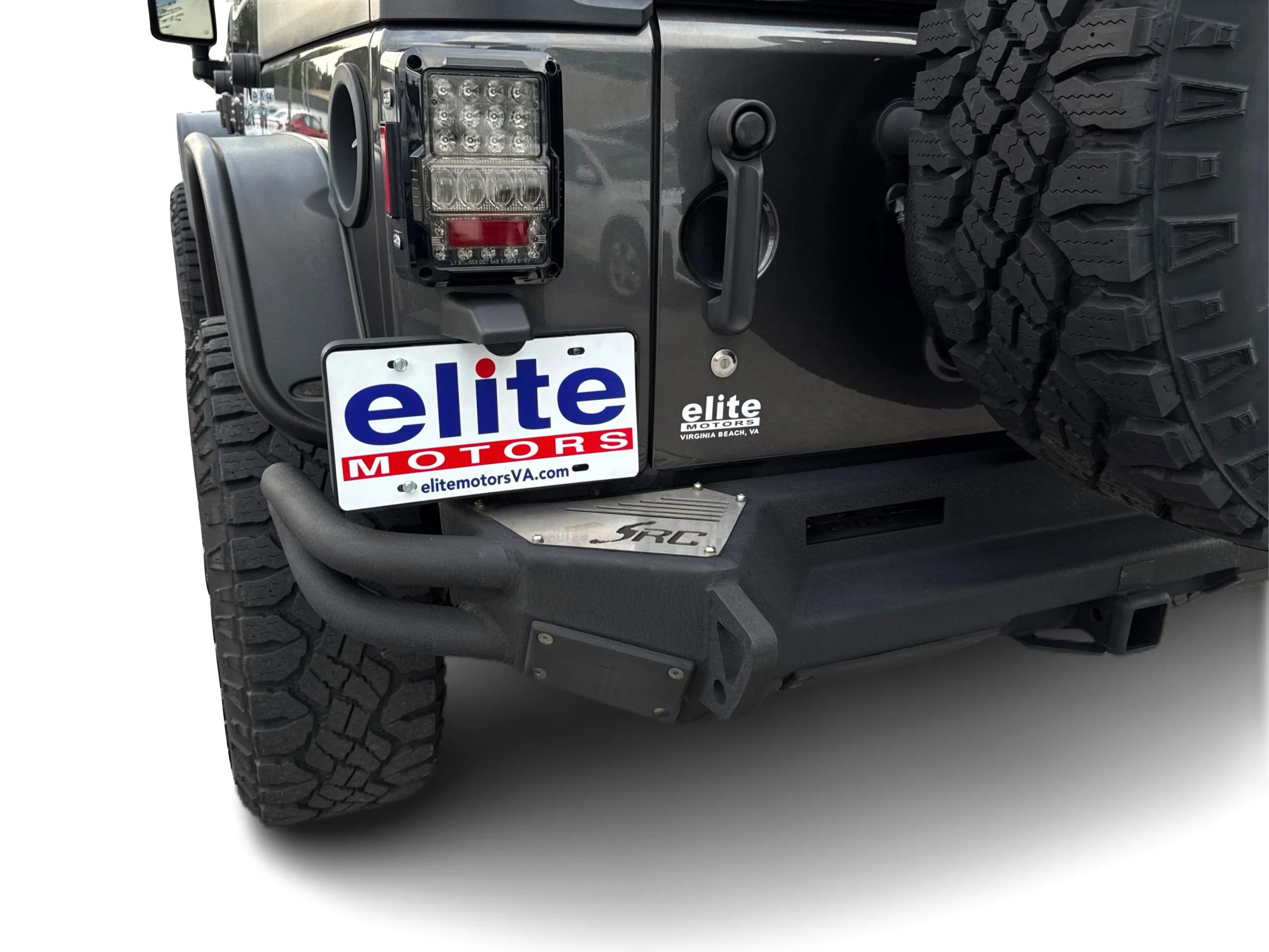 Used 2017 Jeep Wrangler Unlimited Rubicon w/ Connectivity Group image 24