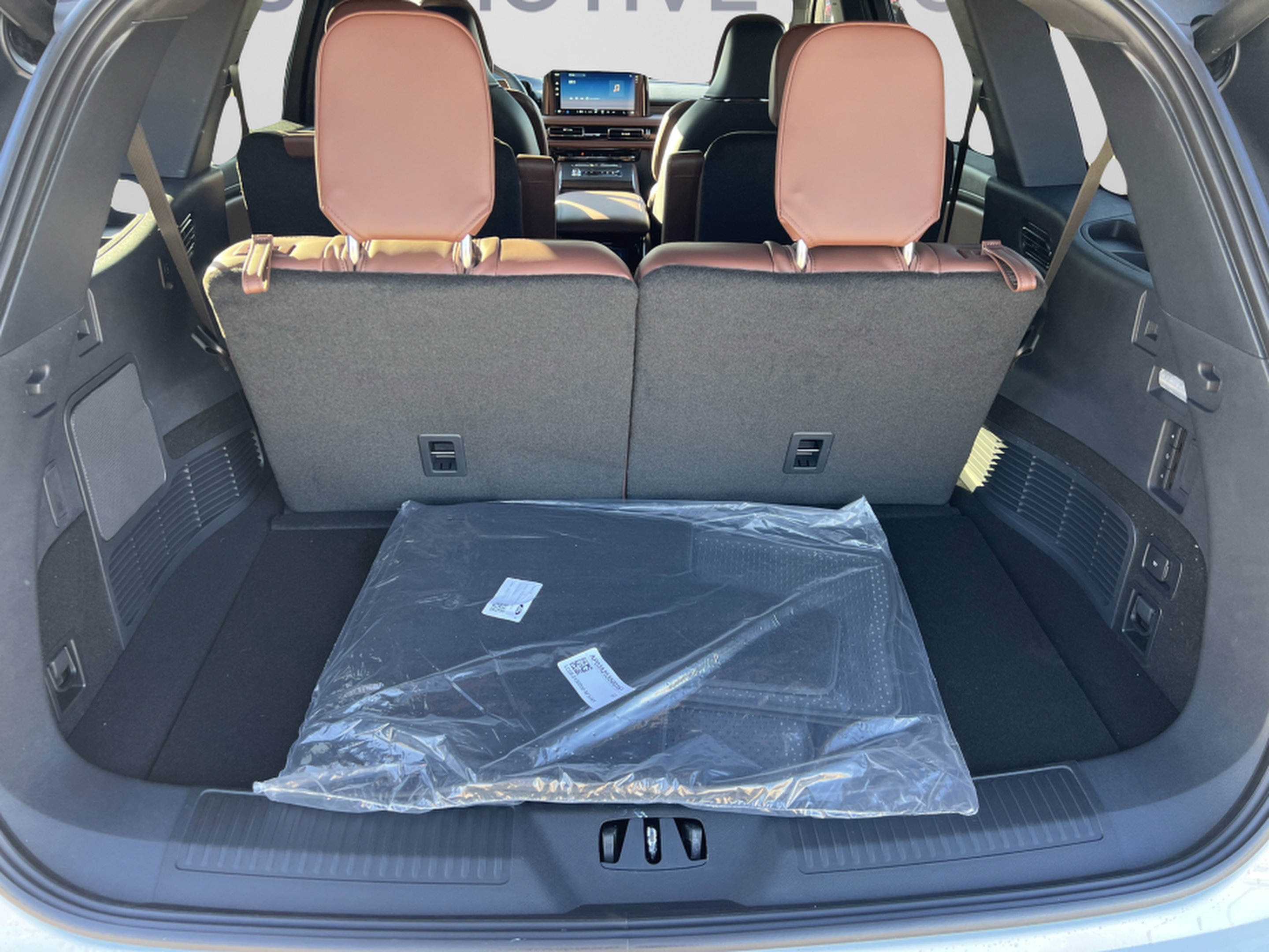 New 2026 Lincoln Aviator Reserve w/ Luxury Package RWD image 26