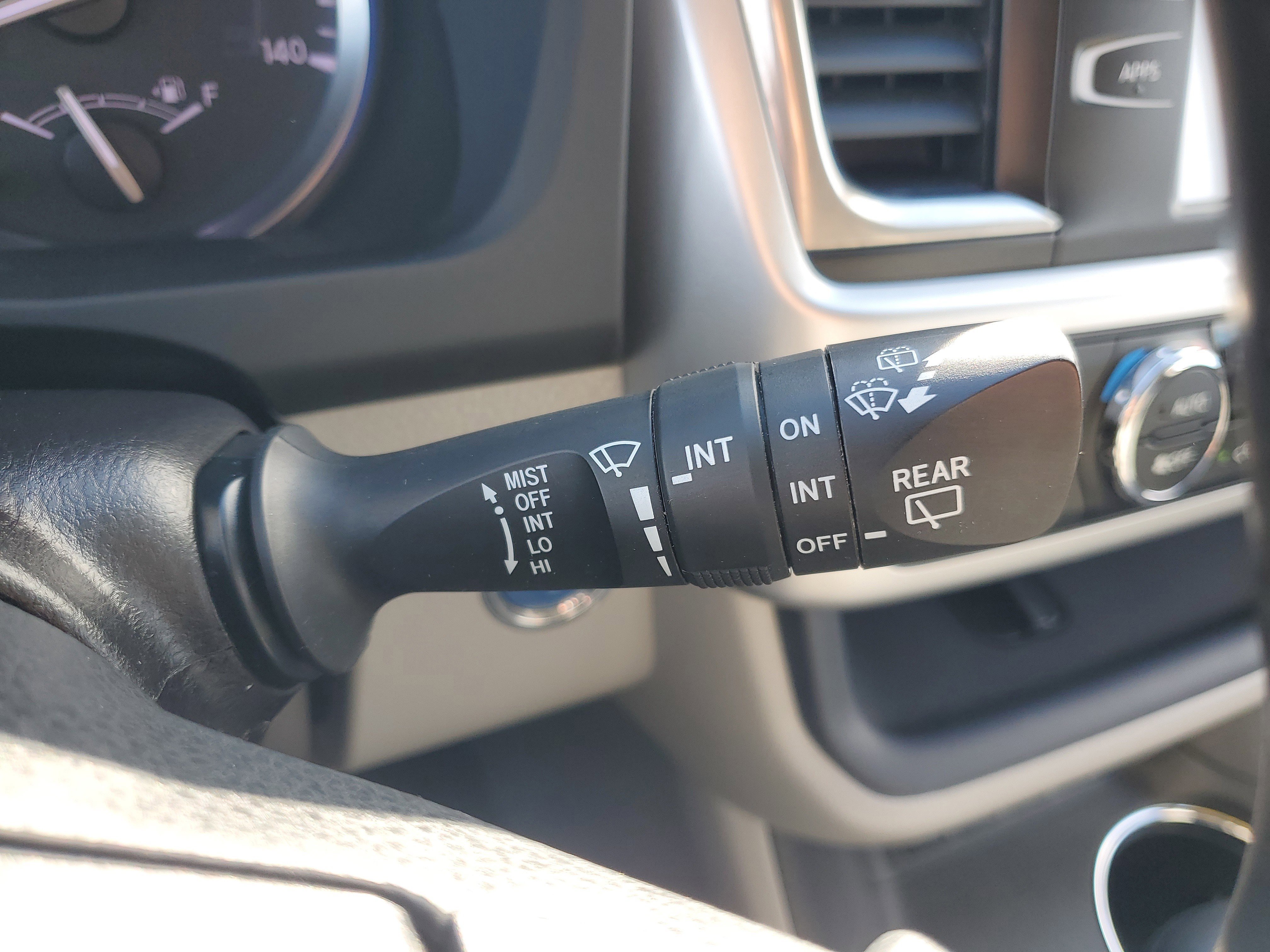 Used 2019 Toyota Highlander XLE image 32