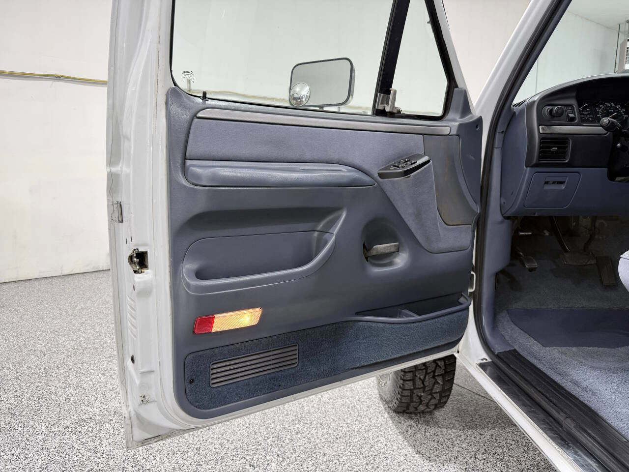 Used 1993 Ford F250 4x4 Regular Cab image 60