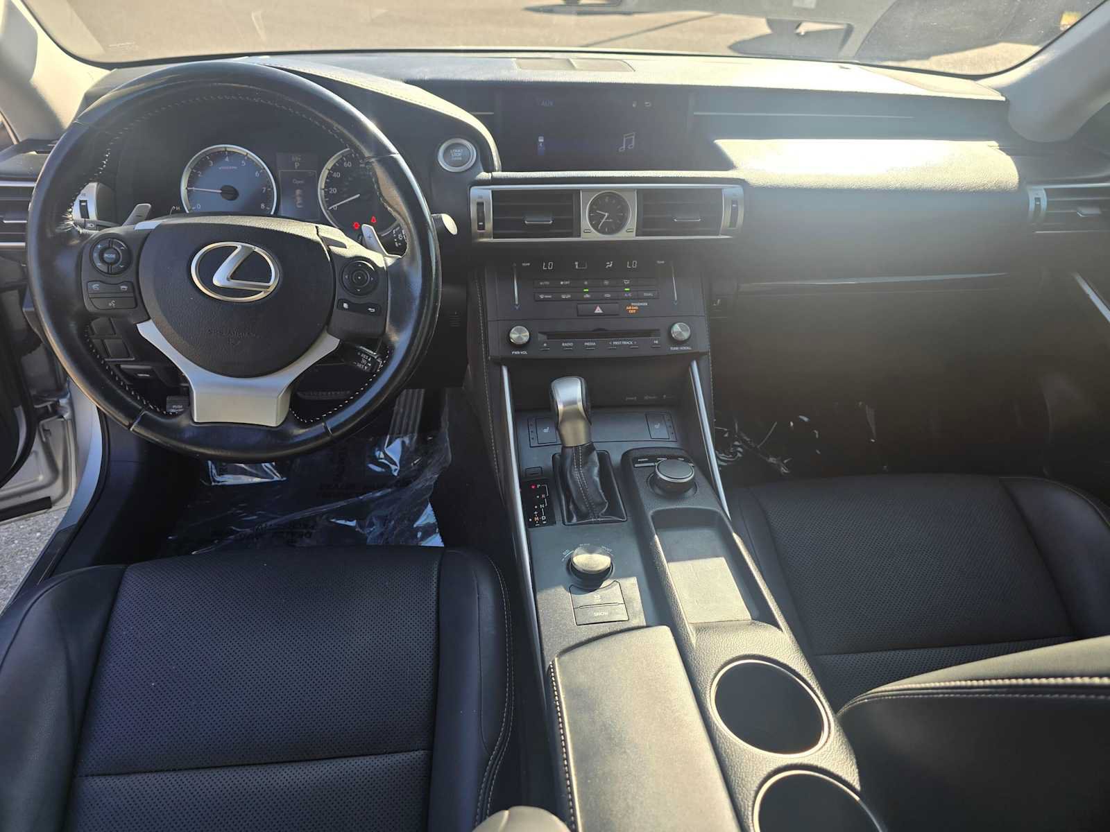 Used 2016 Lexus IS 300 AWD w/ Accessory Package 2 image 18