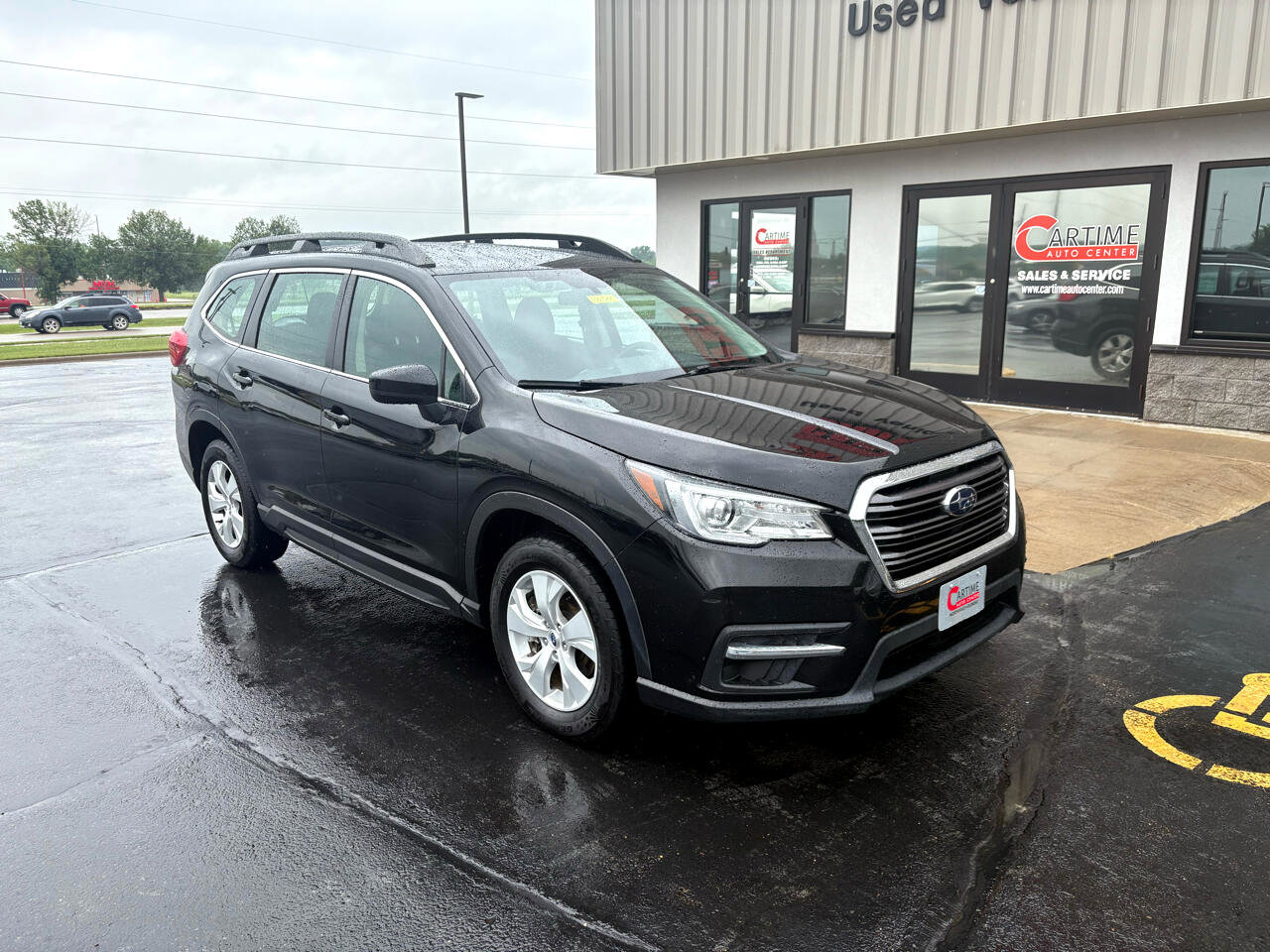 Used 2021 Subaru Ascent 8-Passenger image 2