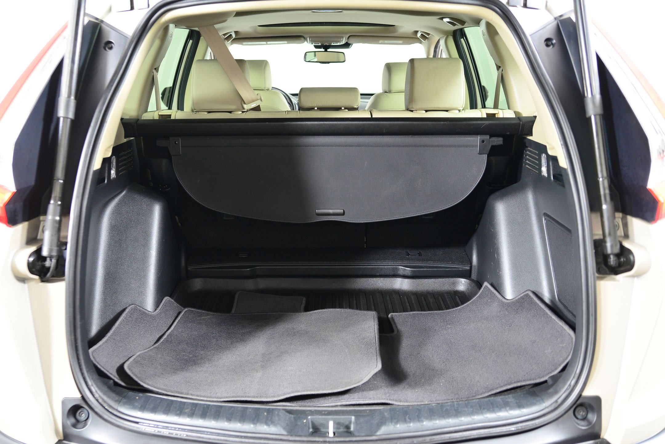 Used 2018 Honda CR-V Touring image 26