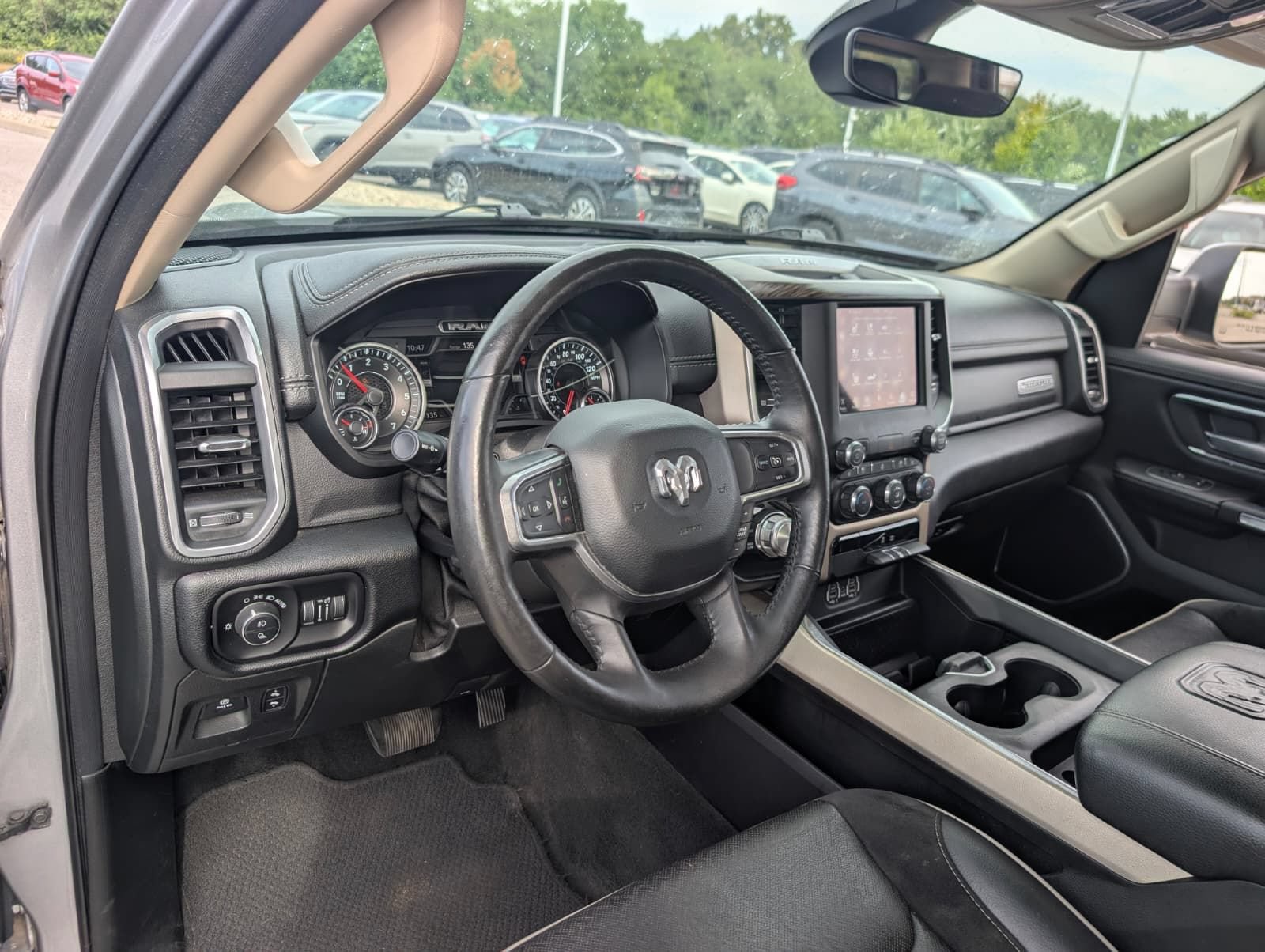 Used 2020 RAM 1500 Laramie AWD/4WD image 35