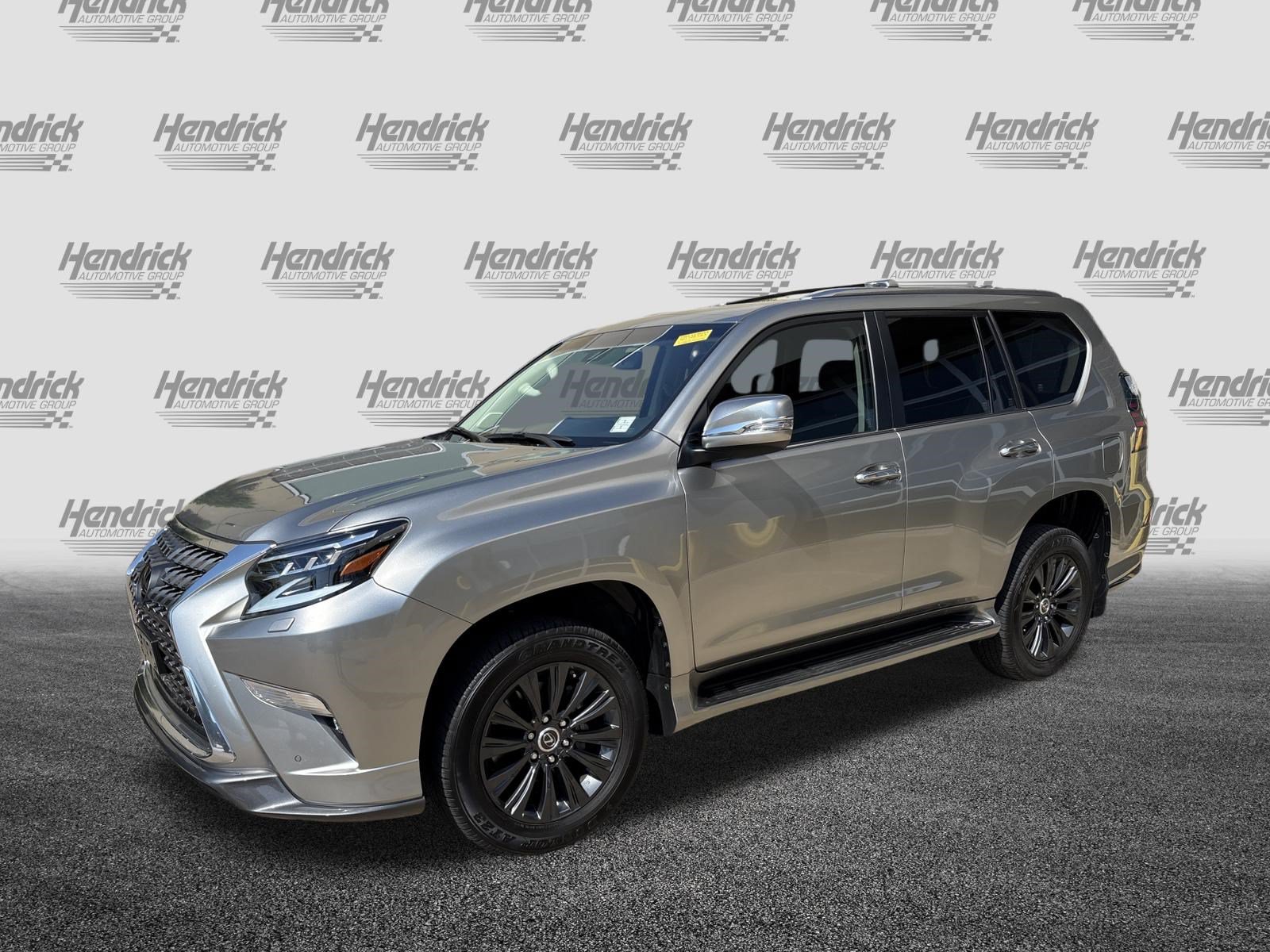 Used 2023 Lexus GX 460 Premium w/ Accessory Package AWD/4WD image 5
