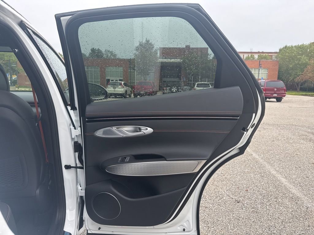 New 2026 Genesis GV70 2.5T Sport Prestige image 28