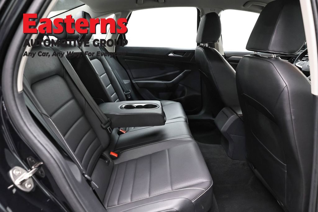 Used 2024 Volkswagen Jetta SE FWD image 22