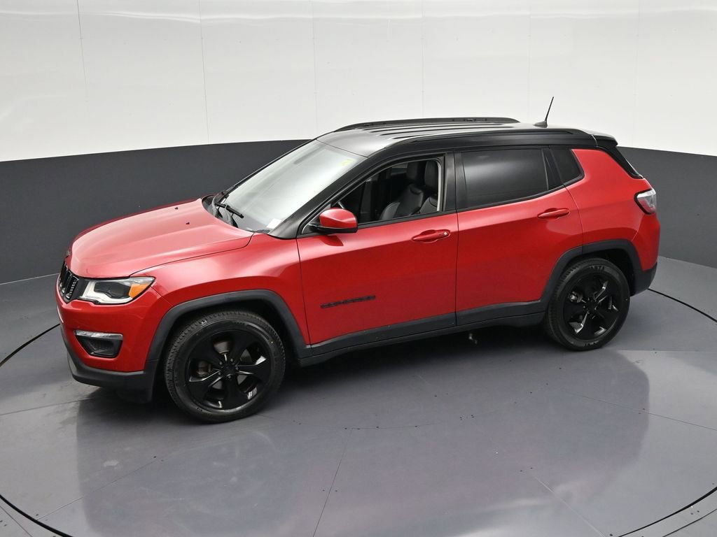 Used 2019 Jeep Compass Latitude FWD image 26