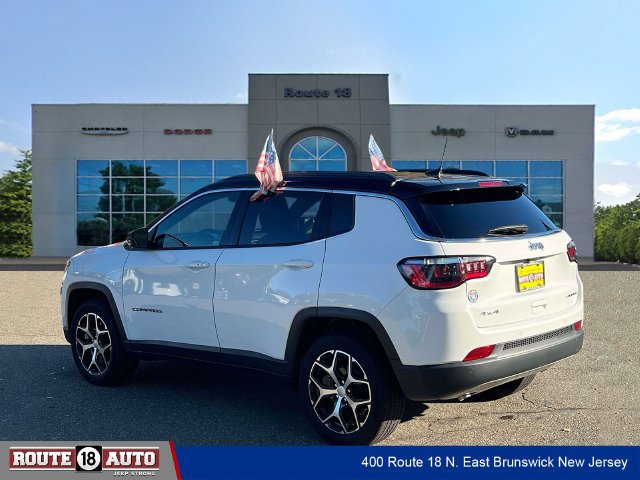 Used 2024 Jeep Compass Limited AWD/4WD image 4