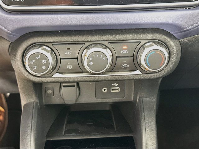 Used 2024 Nissan Versa SV FWD image 13