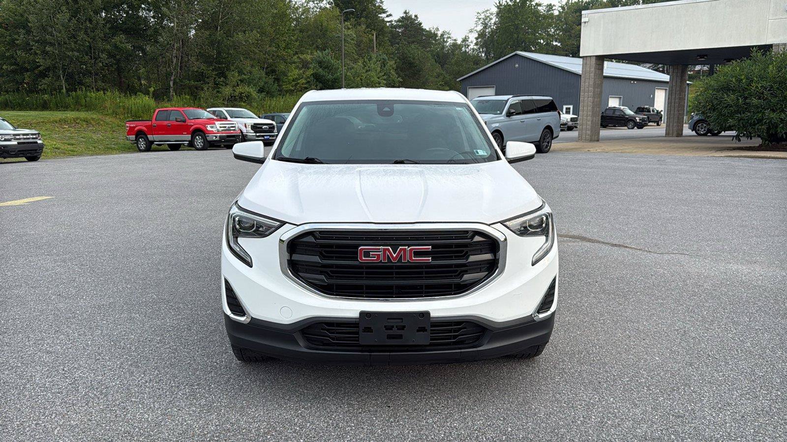 Used 2020 GMC Terrain SLE AWD/4WD image 2