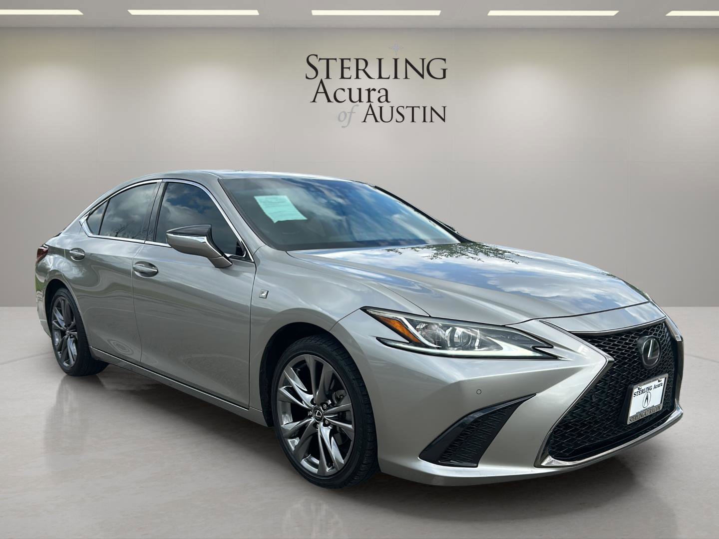Used 2019 Lexus ES 350 F Sport w/ Accessory Package 2 image 3