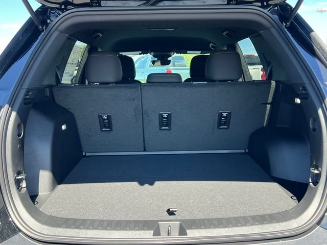New 2026 Chevrolet Equinox LT w/ Safety and Technology Package AWD/4WD image 34
