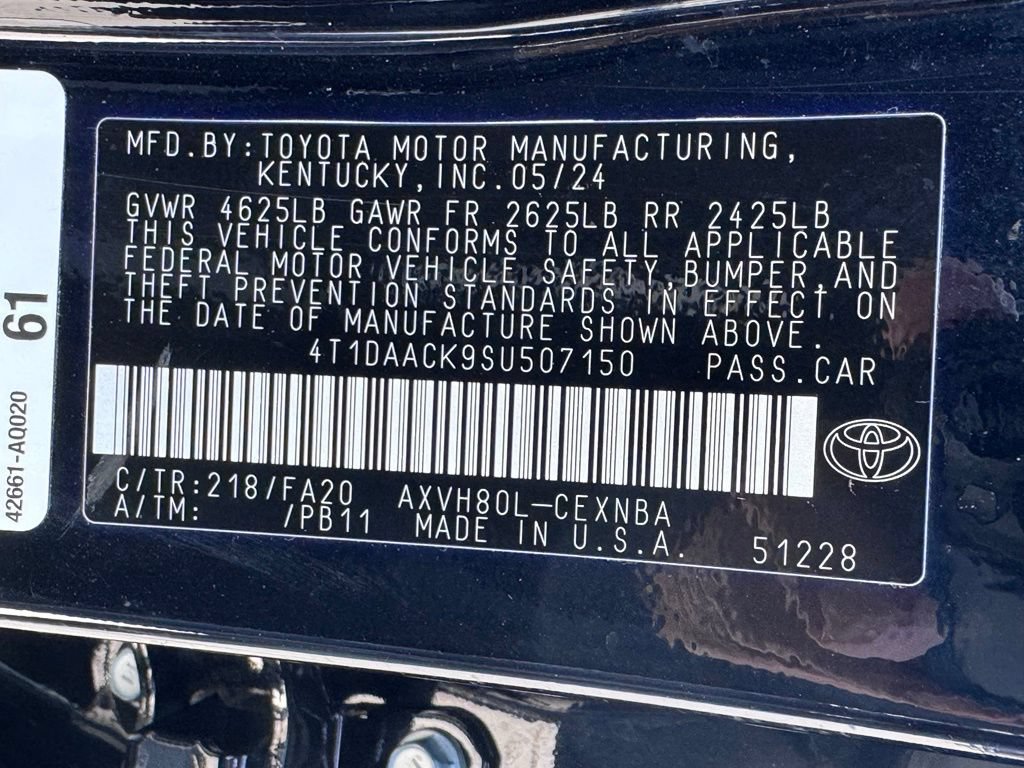 Used 2025 Toyota Camry LE FWD image 41