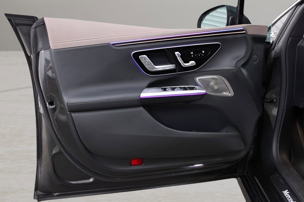 Used 2023 Mercedes-Benz EQE 350+ Sedan image 11