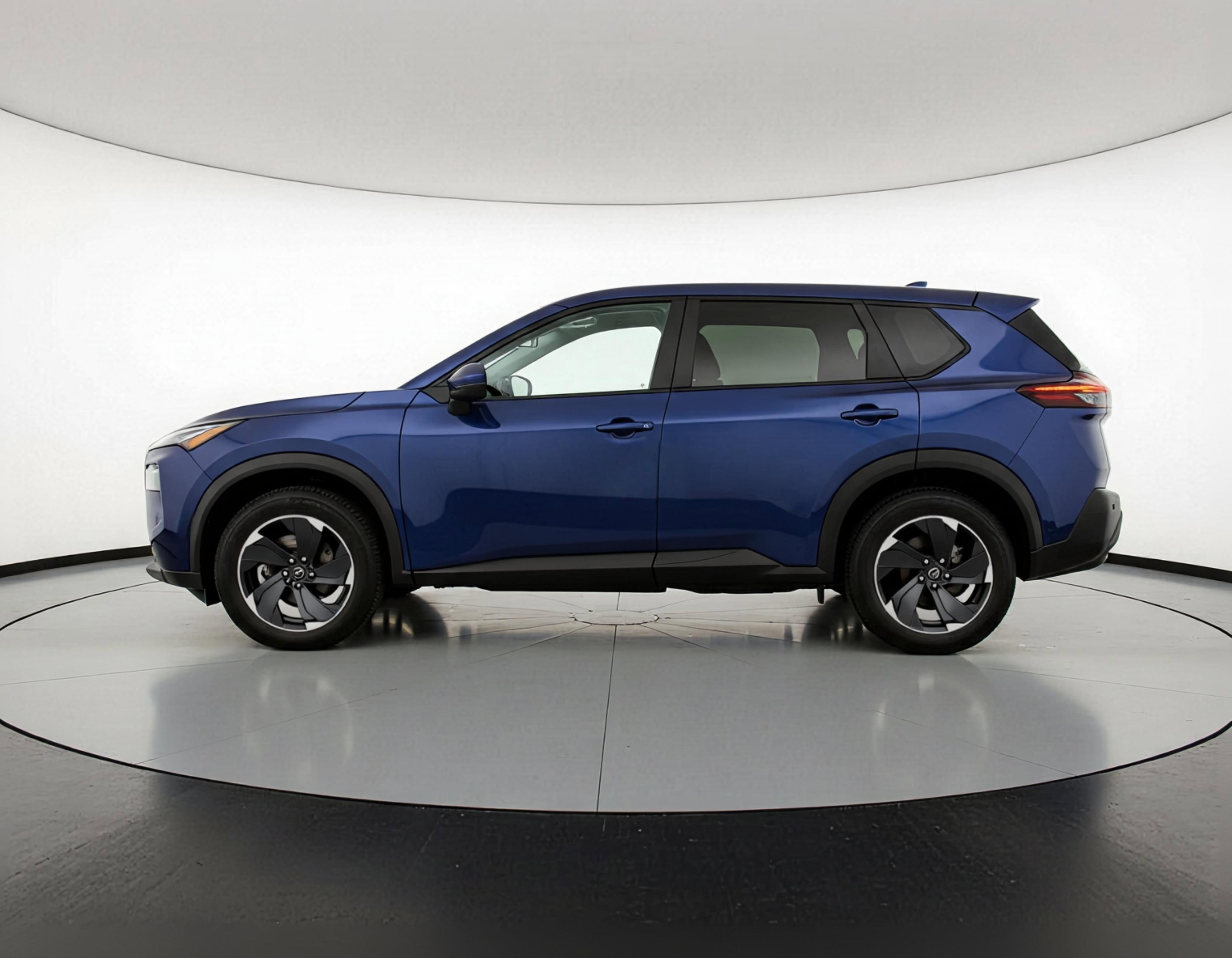 Used 2025 Nissan Rogue SV image 5