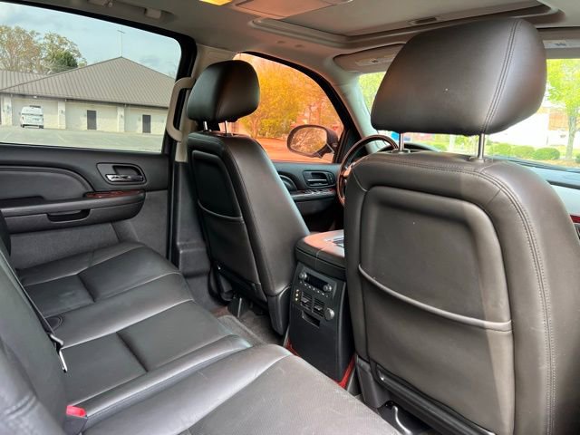 Used 2013 Cadillac Escalade EXT Premium image 18