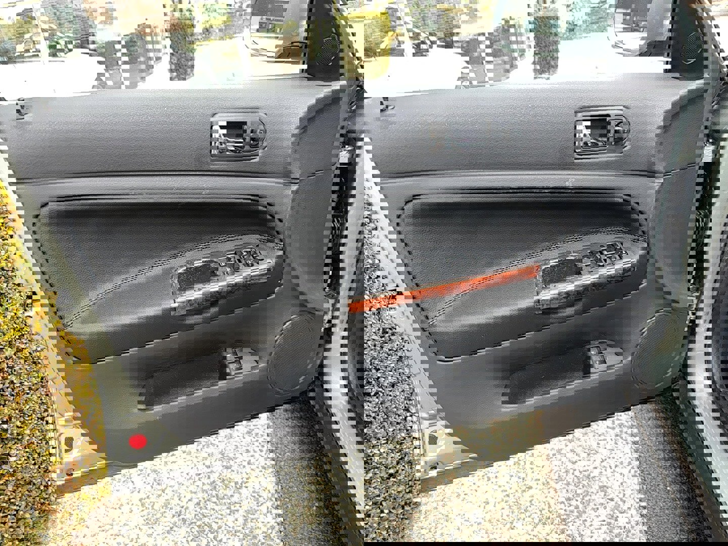 Used 2005 Volkswagen Passat GLX image 13