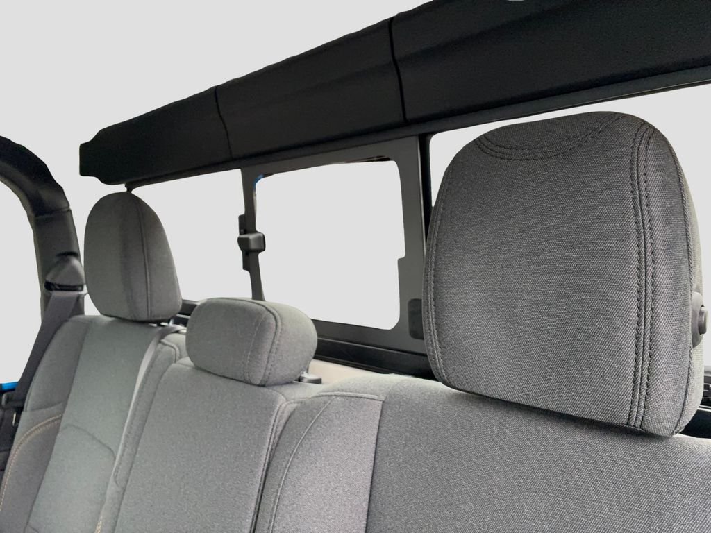 New 2026 Jeep Gladiator Sport AWD/4WD image 16