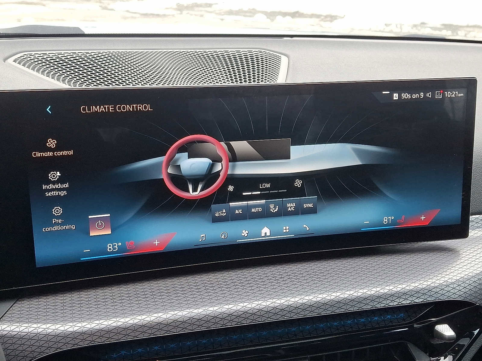 Used 2025 BMW 330i xDrive Sedan w/ M Sport Package image 16