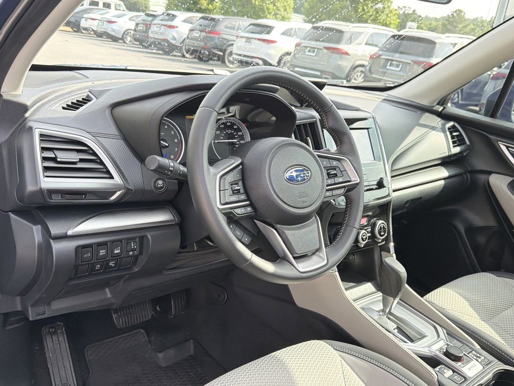 Used 2024 Subaru Forester Premium AWD/4WD image 10
